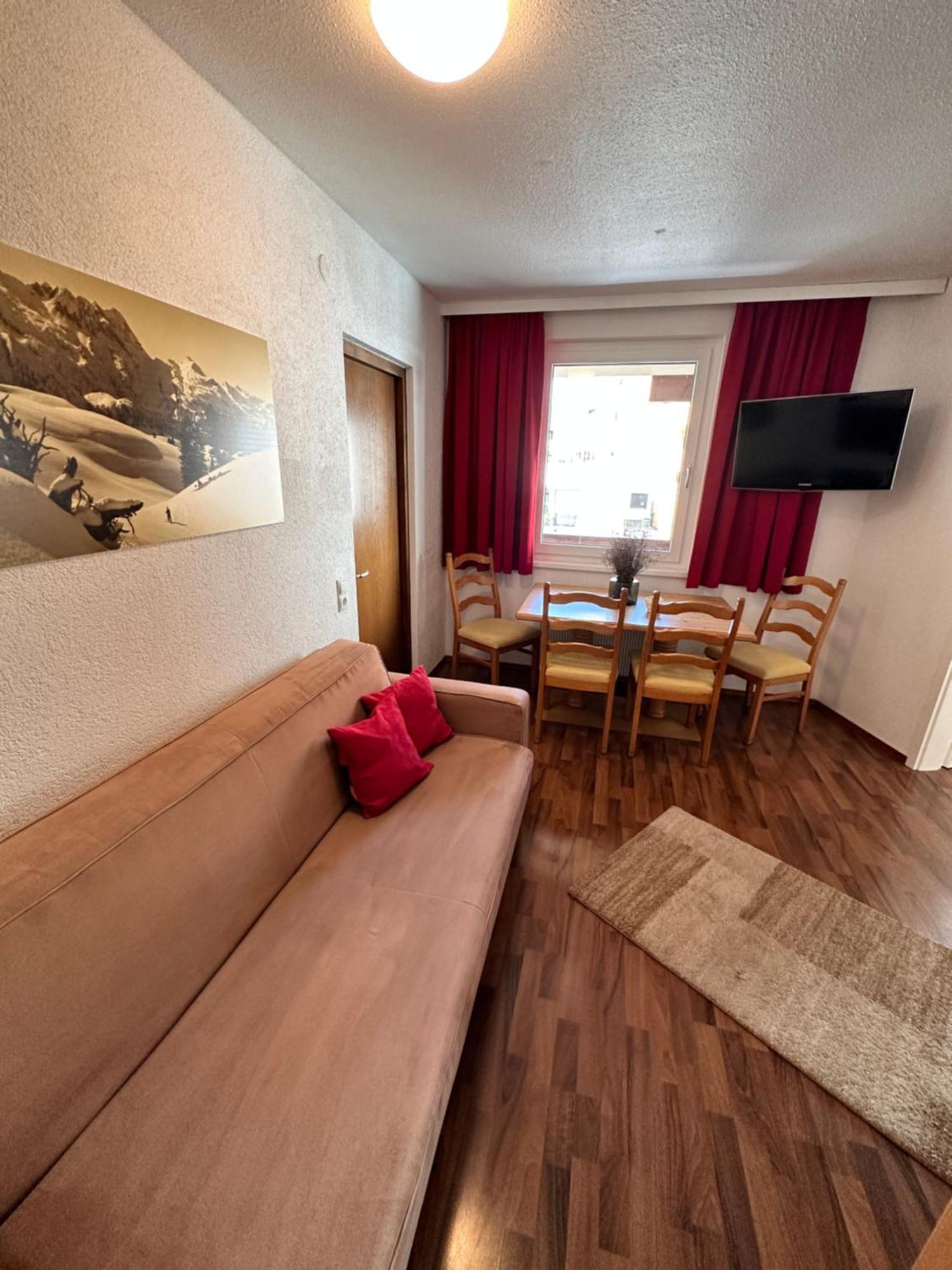 Zentrum Appartements Lorenzin Гашурн Екстериор снимка
