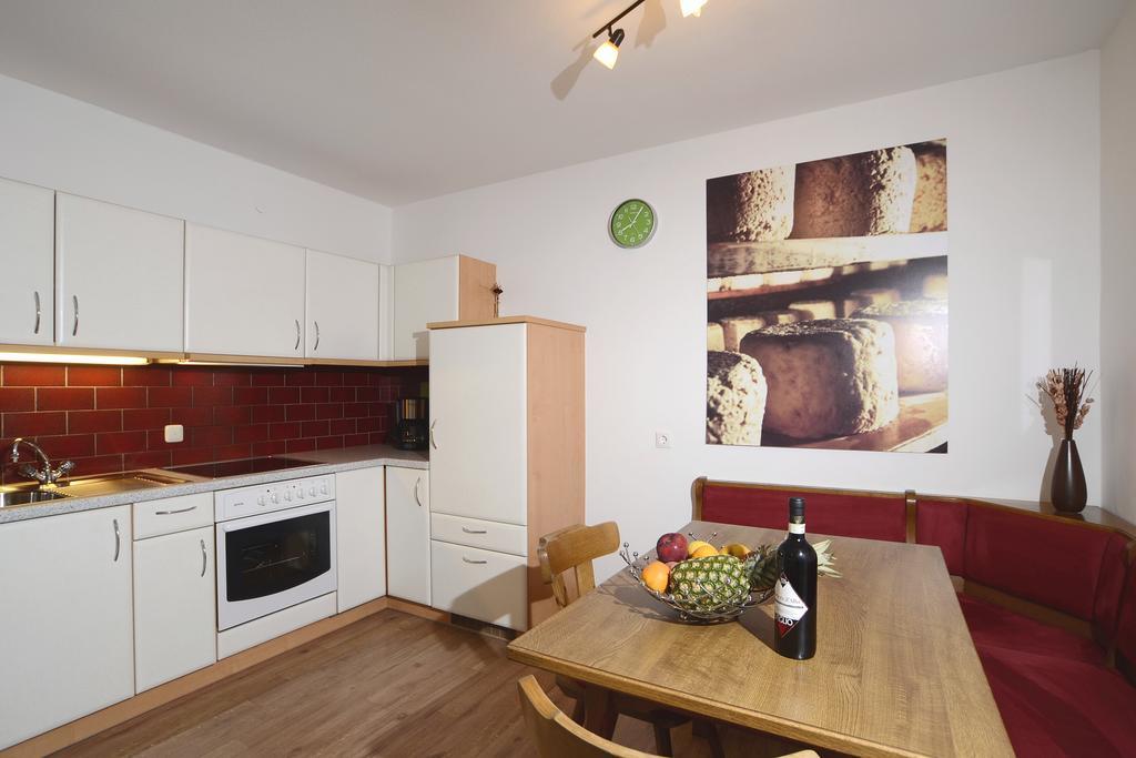 Zentrum Appartements Lorenzin Гашурн Екстериор снимка
